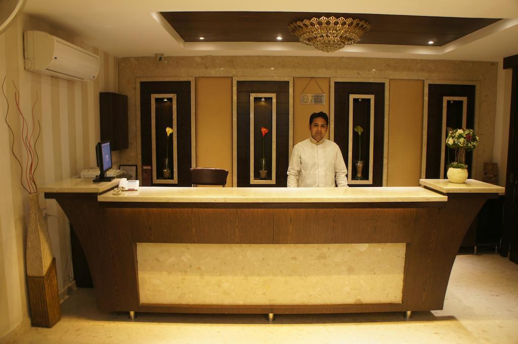 Hotel Surya Prime Кота Экстерьер фото