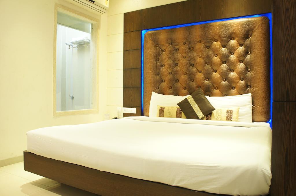 Hotel Surya Prime Кота Экстерьер фото